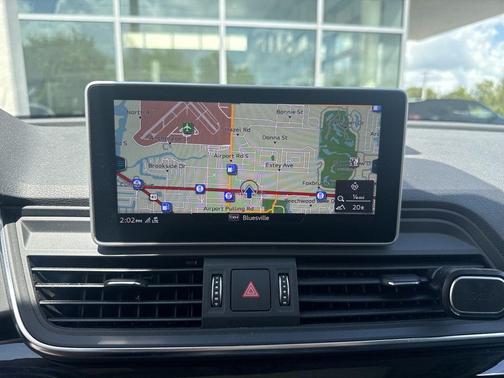 Florett Silver Metallic 2019 Audi Q5 2.0T Premium Plus