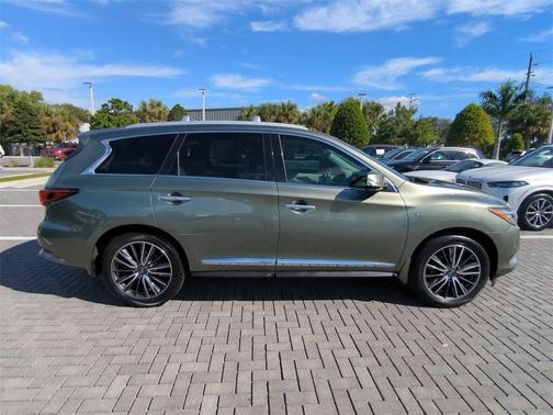 2016 INFINITI QX60 Base