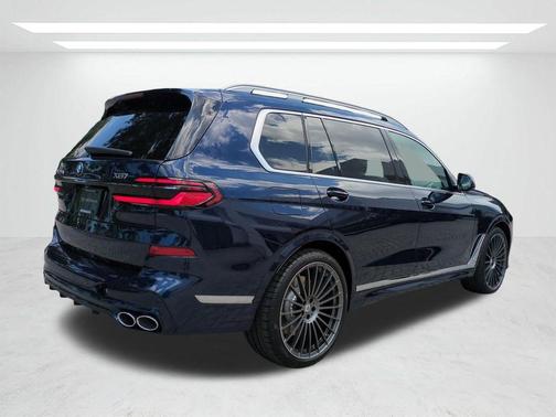 Tanzanite Blue II Metallic 2026 BMW ALPINA XB7 Base