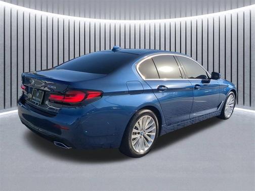2023 BMW 530 i