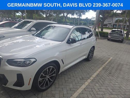 Mineral White Metallic 2024 BMW X3 M40i