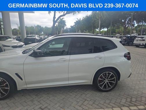 Mineral White Metallic 2024 BMW X3 M40i