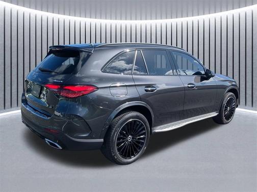 2025 Mercedes-Benz GLC 300 Base 4MATIC