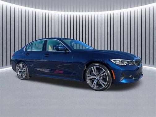 2019 BMW 330 i