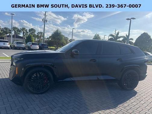 Special 2024 BMW XM Label Red