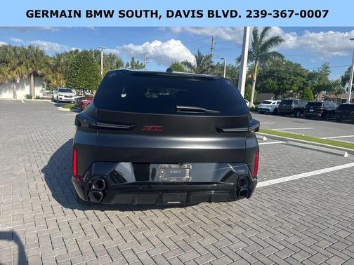 Special 2024 BMW XM Label Red