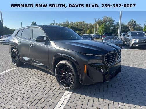 Special 2024 BMW XM Label Red