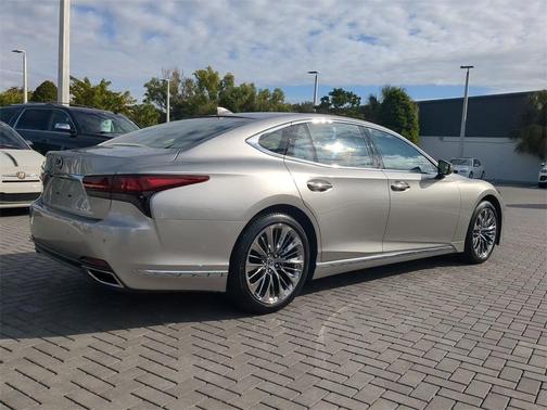 2022 Lexus LS 500 Base