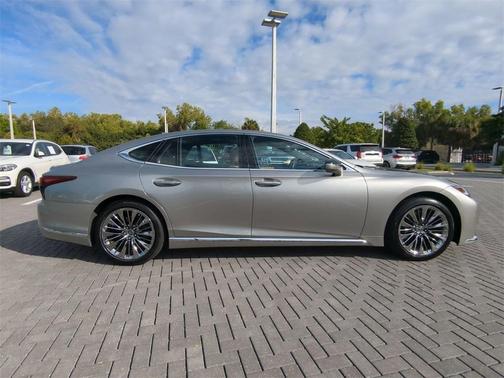 2022 Lexus LS 500 Base