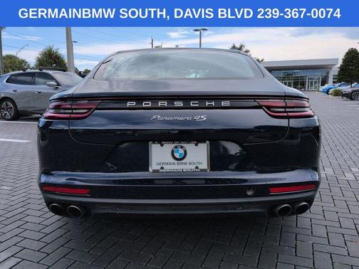 Sapphire Blue Metallic 2018 Porsche Panamera 4S