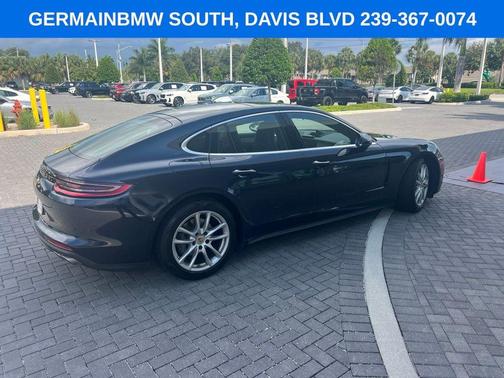 Sapphire Blue Metallic 2018 Porsche Panamera 4S
