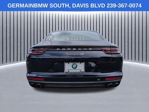 Sapphire Blue Metallic 2018 Porsche Panamera 4S