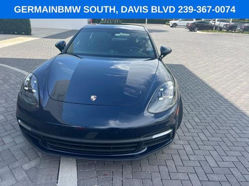 Sapphire Blue Metallic 2018 Porsche Panamera 4S