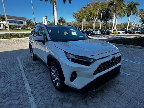 2022 Toyota RAV4 Limited