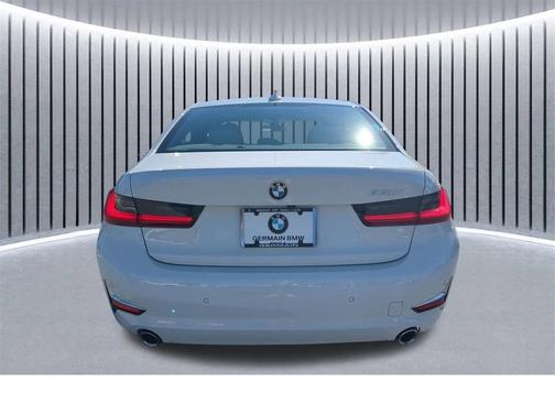 2020 BMW 330 i