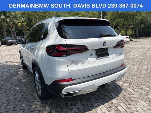Alpine White 2024 BMW X5 xDrive40i
