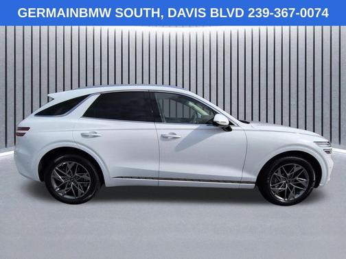 Alta White 2023 Genesis GV70 2.5T