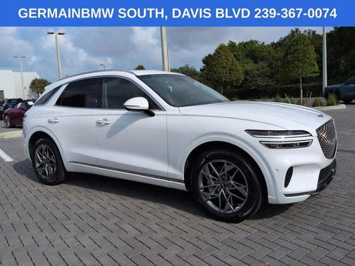 Alta White 2023 Genesis GV70 2.5T