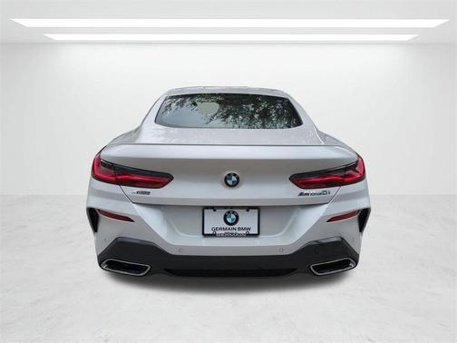 2026 BMW M850 i xDrive