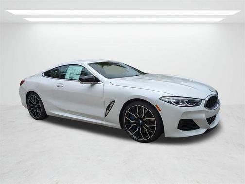 2026 BMW M850 i xDrive