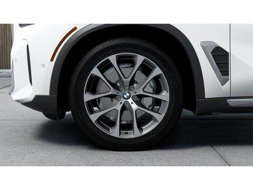 Alpine White 2026 BMW X5 sDrive40i