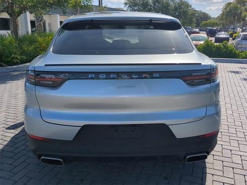 2022 Porsche Cayenne AWD