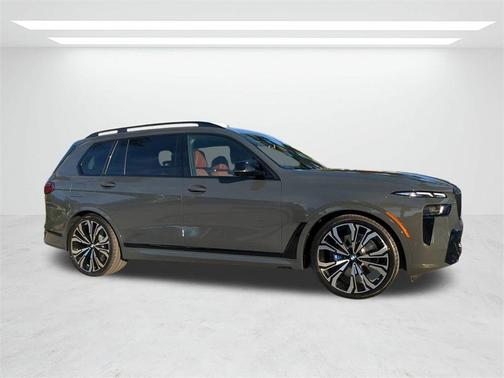 2026 BMW X7 M60i