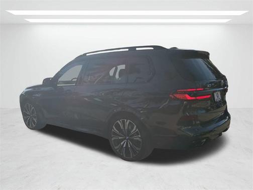 2026 BMW X7 M60i