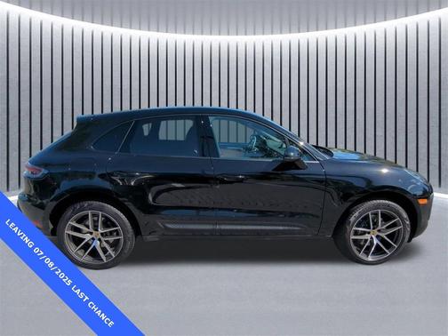 2025 Porsche Macan Base