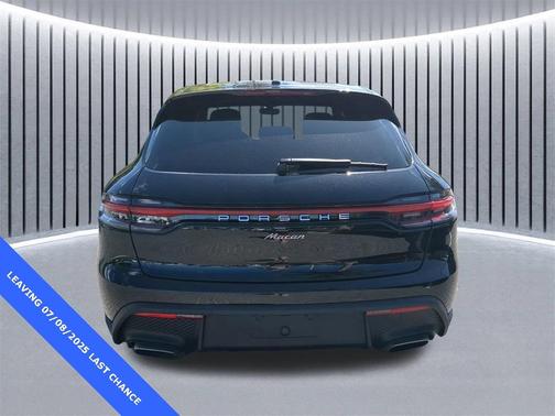 2025 Porsche Macan Base