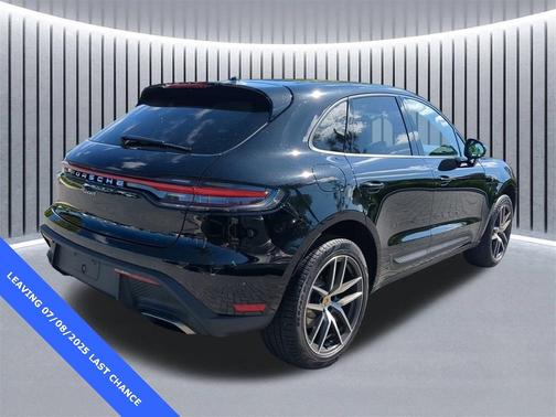 2025 Porsche Macan Base
