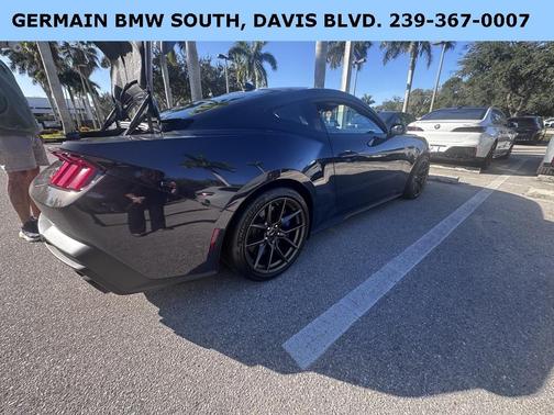 2024 Ford Mustang Dark Horse