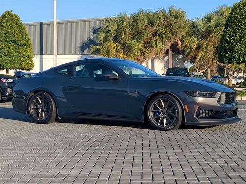 2024 Ford Mustang Dark Horse