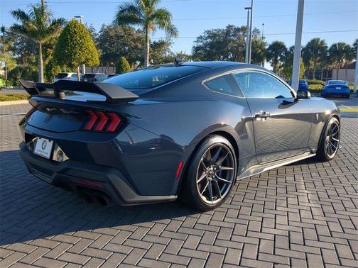 2024 Ford Mustang Dark Horse