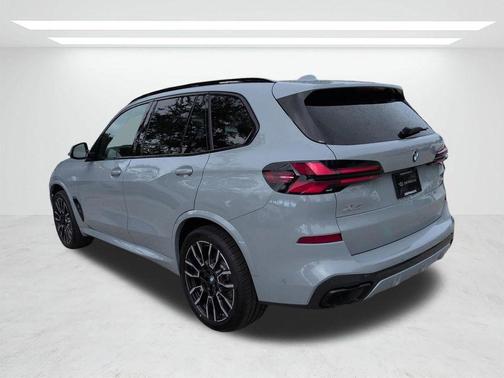 Gray Metallic 2026 BMW X5 sDrive40i
