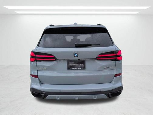 Gray Metallic 2026 BMW X5 sDrive40i