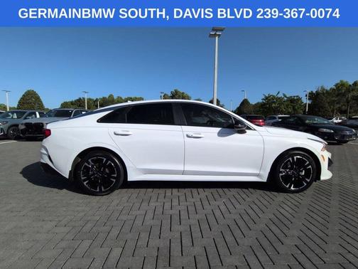 Glacial White Pearl 2024 Kia K5 GT-Line