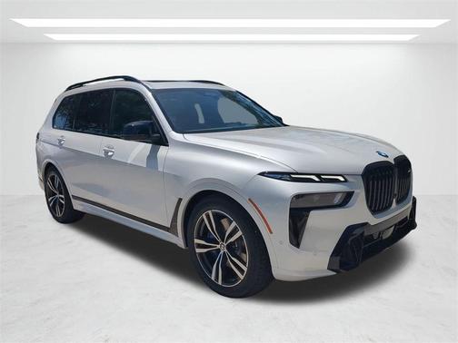 2026 BMW X7 M60i