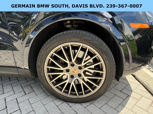 2022 Porsche Cayenne S