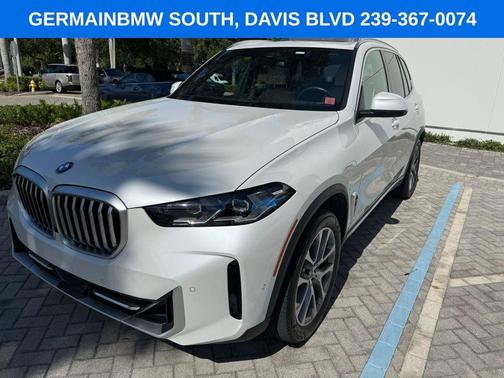 Mineral White Metallic 2024 BMW X5 sDrive40i