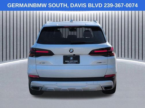 Mineral White Metallic 2024 BMW X5 sDrive40i