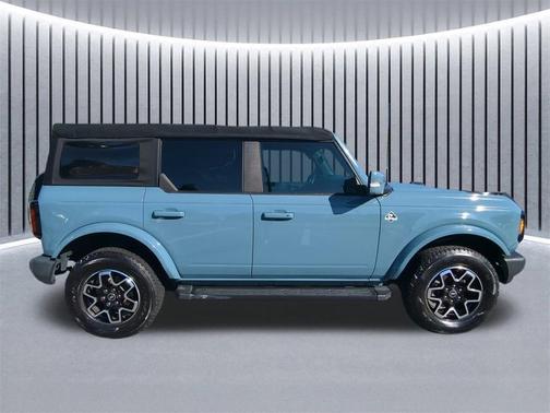 2021 Ford Bronco Outer Banks