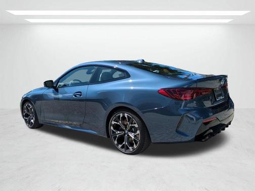 Arctic Race Blue Metallic 2027 BMW 430 i
