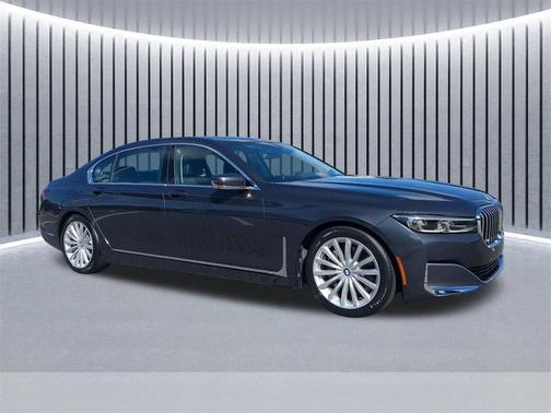 2020 BMW 740 i