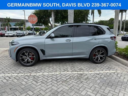 Gray Metallic 2025 BMW X5 xDrive40i