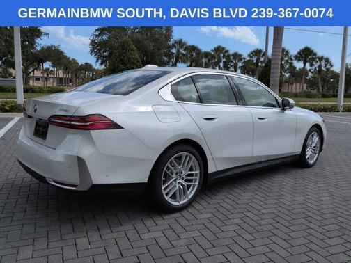 Mineral White Metallic 2024 BMW 530 i