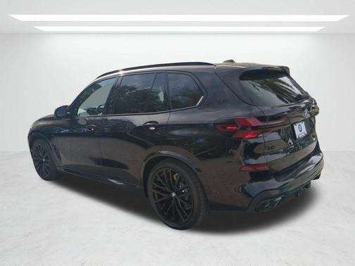 2026 BMW X5 M60i