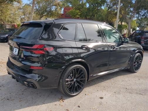 2026 BMW X5 M60i