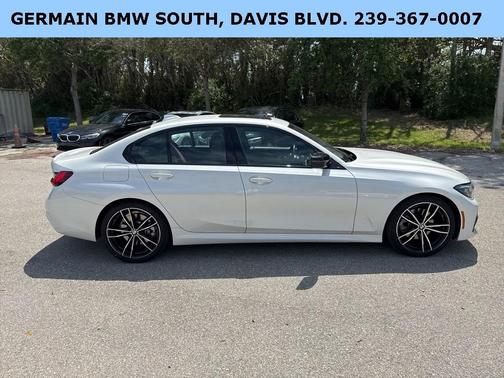 2022 BMW 330 i