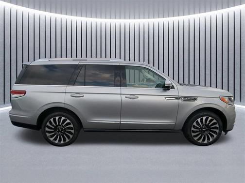 2024 Lincoln Navigator Black Label